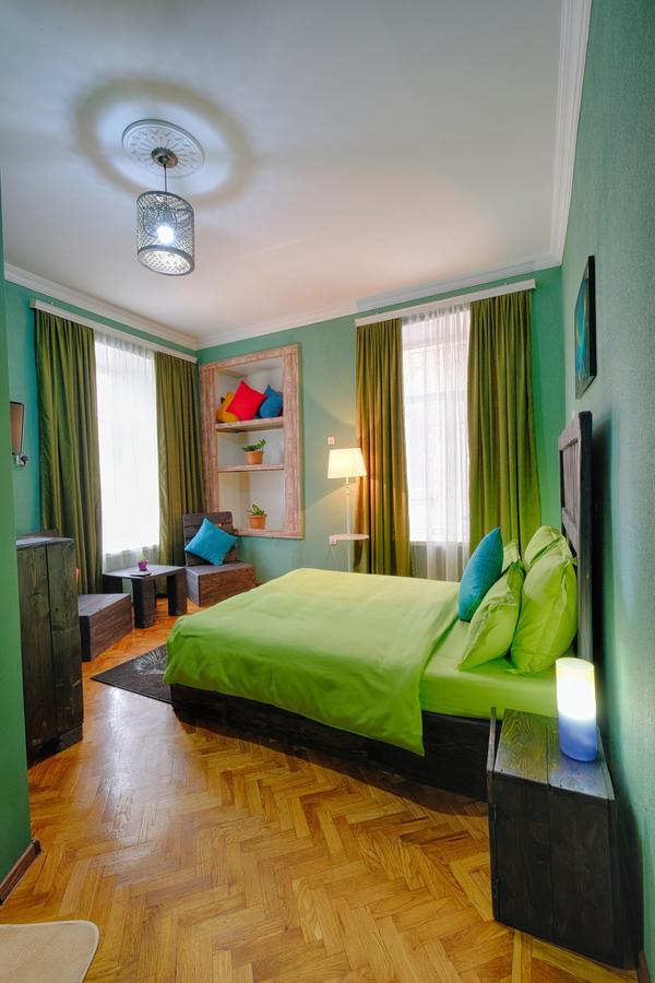 Euphoria Inn Tbilissi Extérieur photo