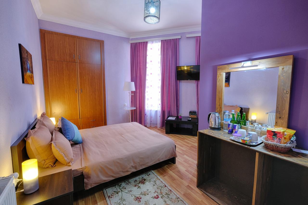Euphoria Inn Tbilissi Extérieur photo